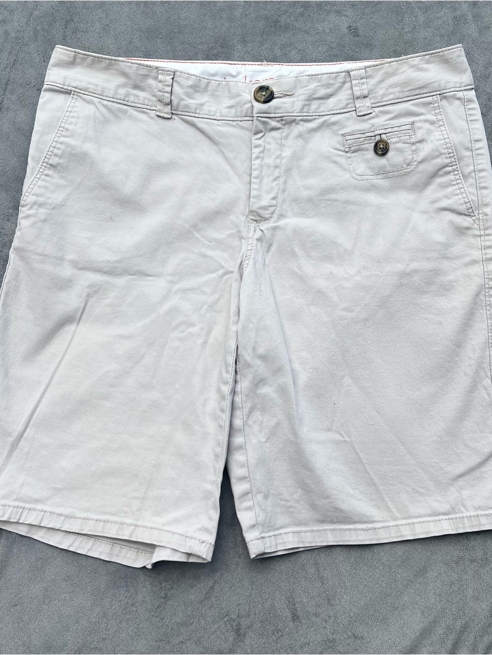 Dockers Light Khaki Flat-Front Women's Shorts